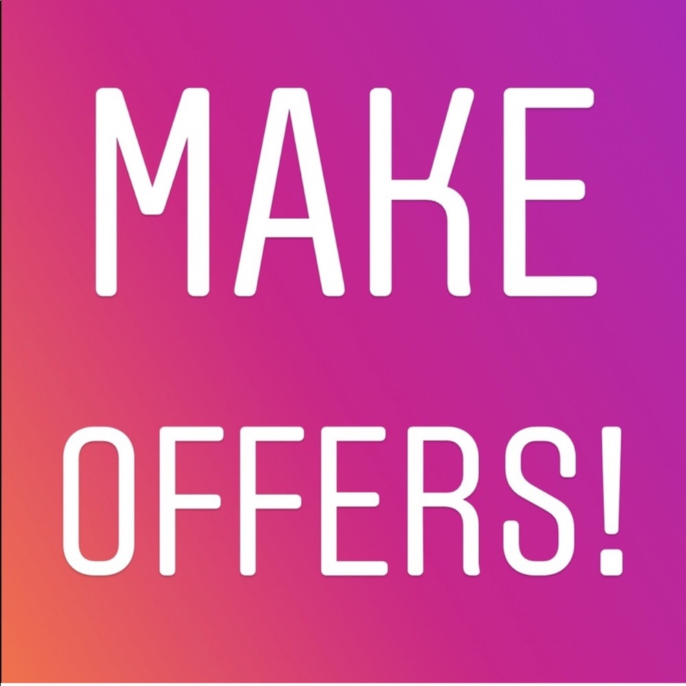 ⭐️MAKE ME AN OFFER⭐️